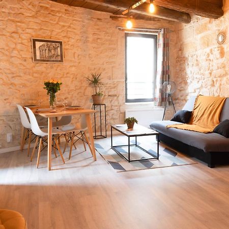 Immeuble 3 Apparts Centre Historique St Gilles Maisoncarreeconciergerie سان جيل المظهر الخارجي الصورة