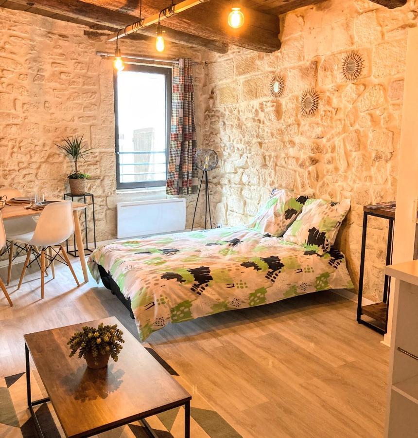 Immeuble 3 Apparts Centre Historique St Gilles Maisoncarreeconciergerie سان جيل المظهر الخارجي الصورة