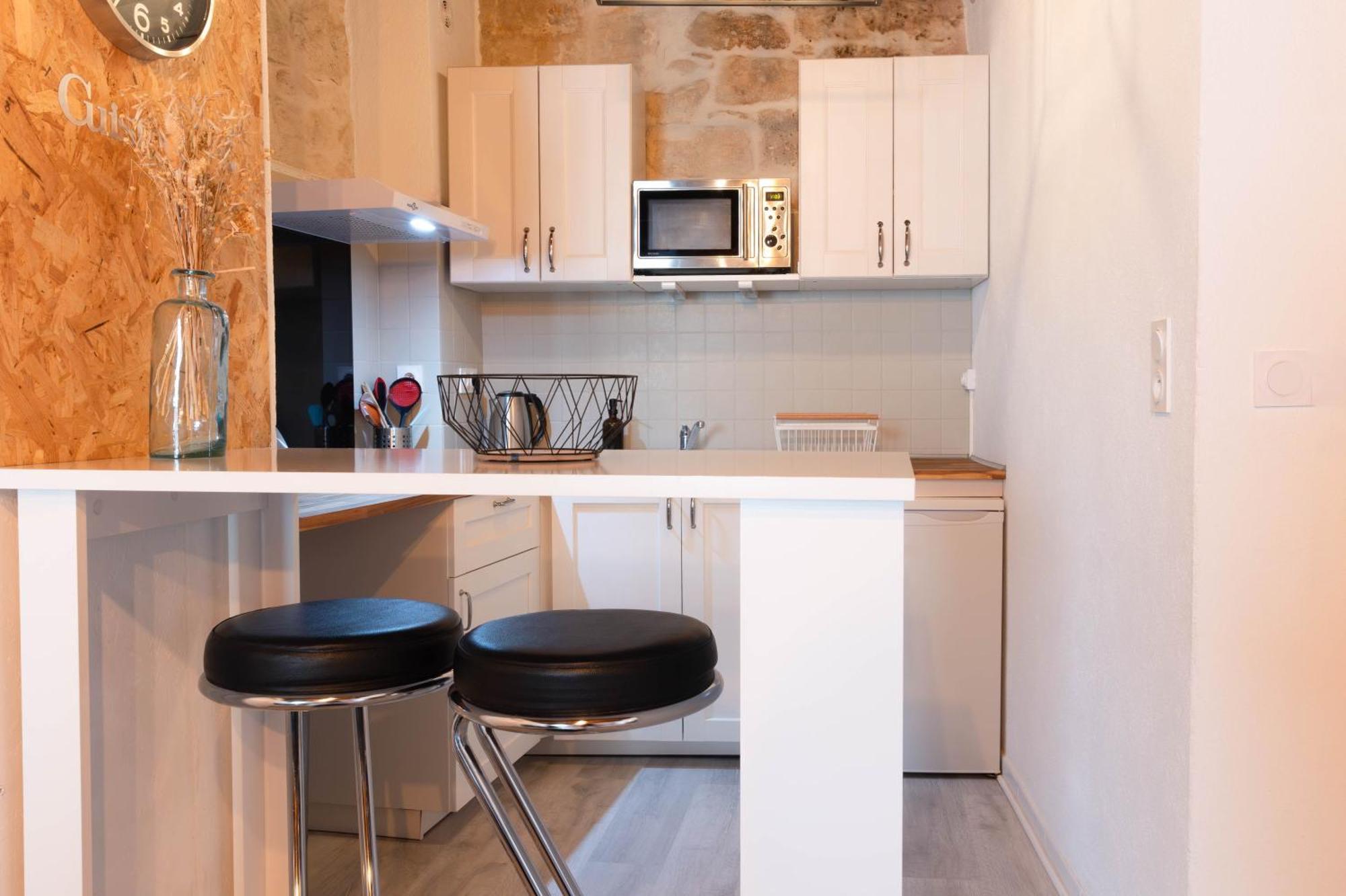 Immeuble 3 Apparts Centre Historique St Gilles Maisoncarreeconciergerie سان جيل المظهر الخارجي الصورة