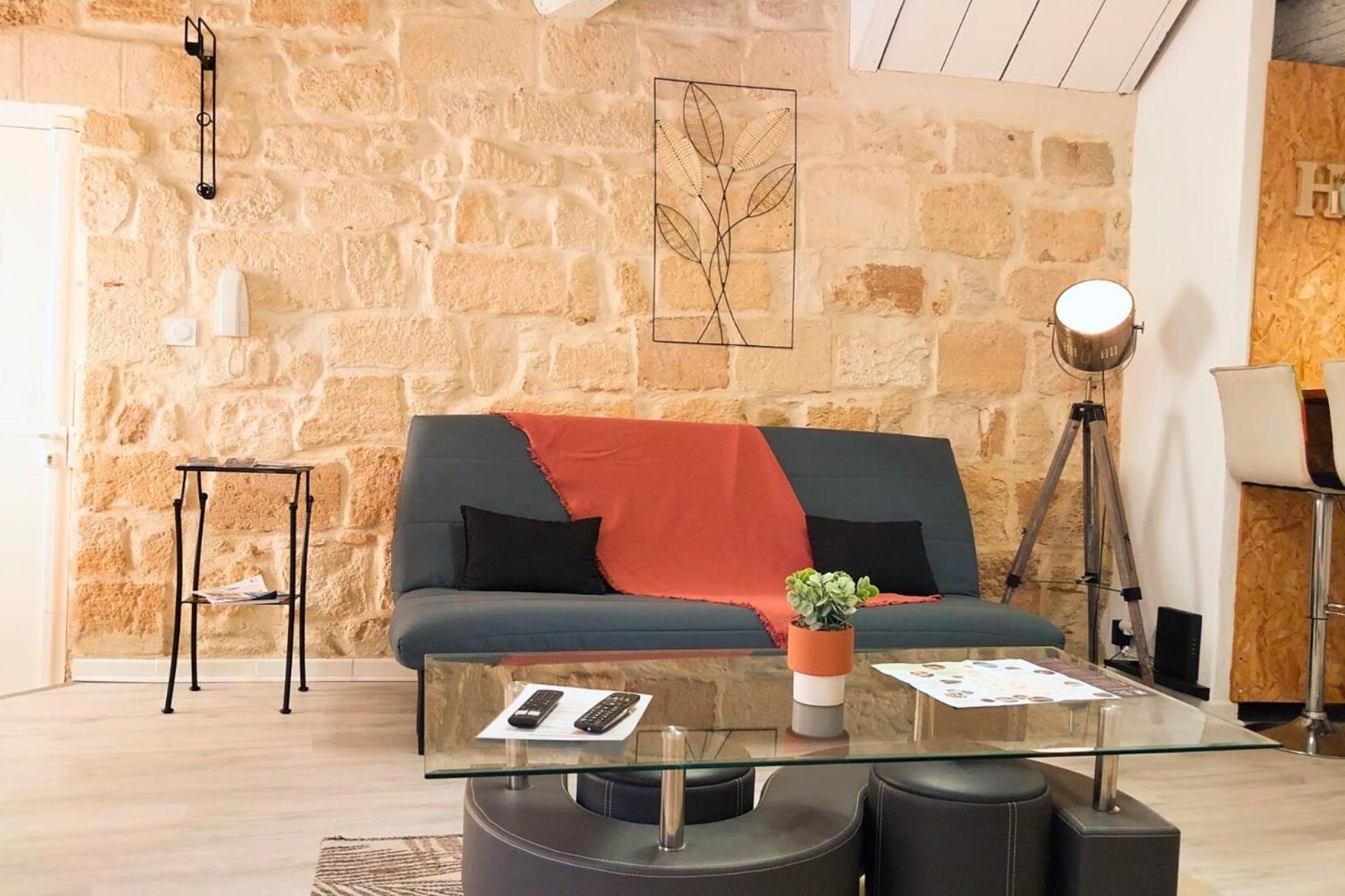 Immeuble 3 Apparts Centre Historique St Gilles Maisoncarreeconciergerie سان جيل المظهر الخارجي الصورة