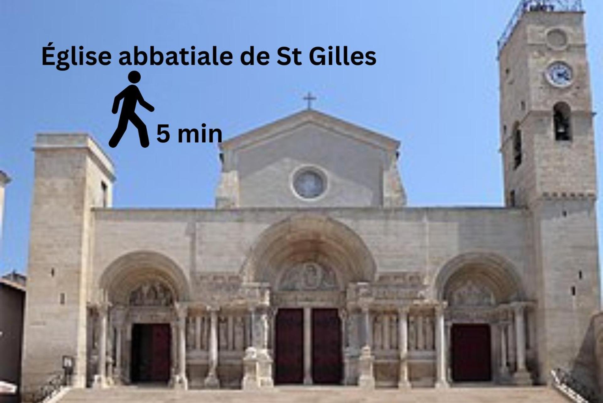 Immeuble 3 Apparts Centre Historique St Gilles Maisoncarreeconciergerie سان جيل المظهر الخارجي الصورة